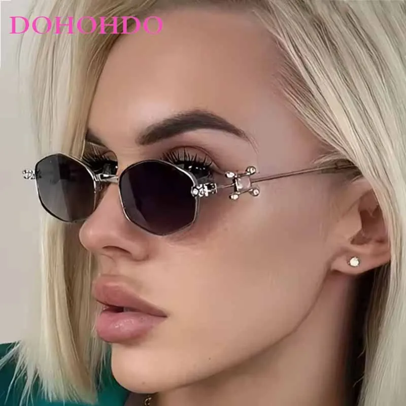 

Luxury Metal Imitation Diamond Polygonal Small Frame Sunglasses Women Men Fashion Designer Eyewear Outdoor Driving Shades UV400