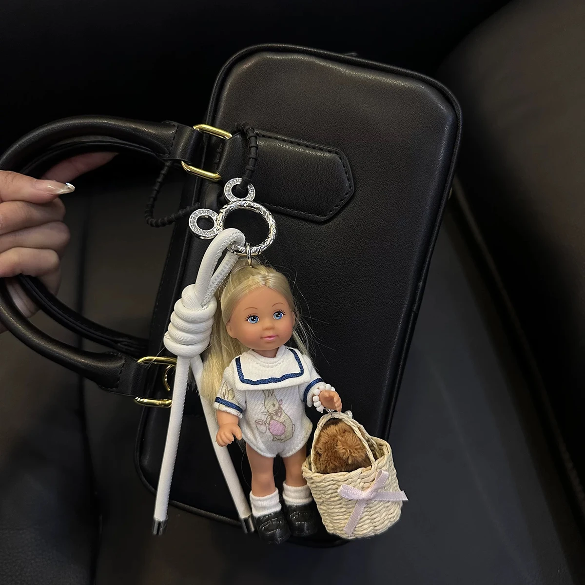 

Оригинальный дизайн, милое лицо, кукла принцессы для девочек, кулон, брелок, модная одежда, милая кукла принцессы, декор для рюкзака, подарок на день рождения