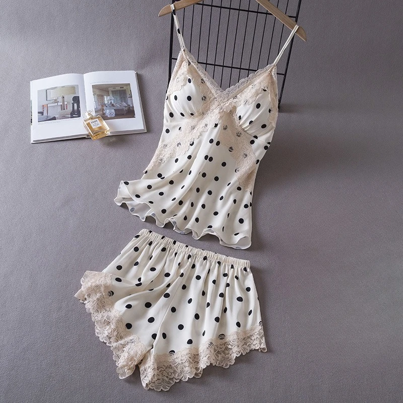 

Сексуальный комплект пижамы с бретелями, интимное женское белье, летняя шелковистая атласная ночная рубашка, топ на бретелях и шорты, домашняя одежда