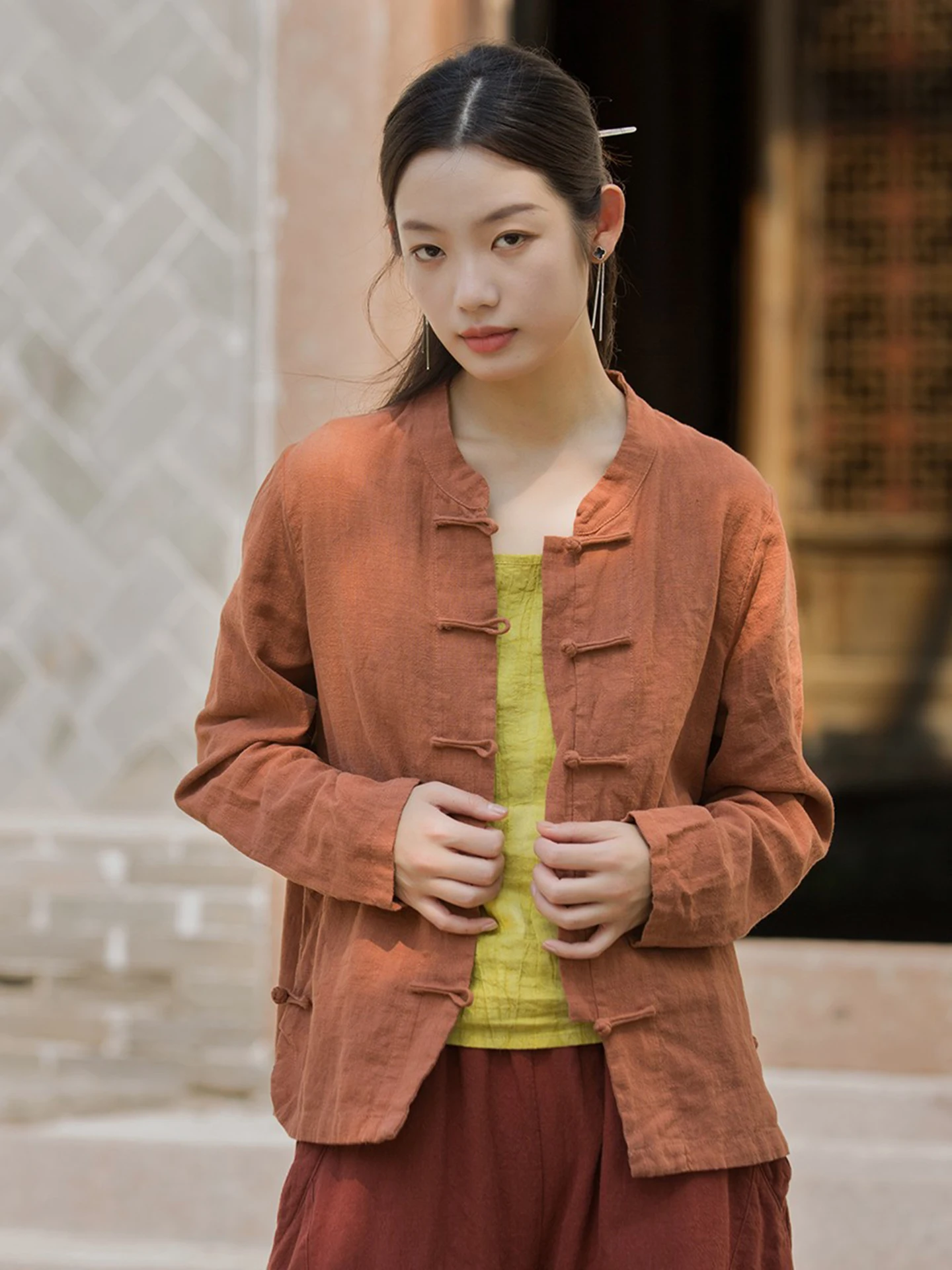 Retro Chinese Style Women's Long Sleeve Slim Fit Cotton Linen Shirt Collar Short Outerwear Open Cardigan Breathable Spring Fa...