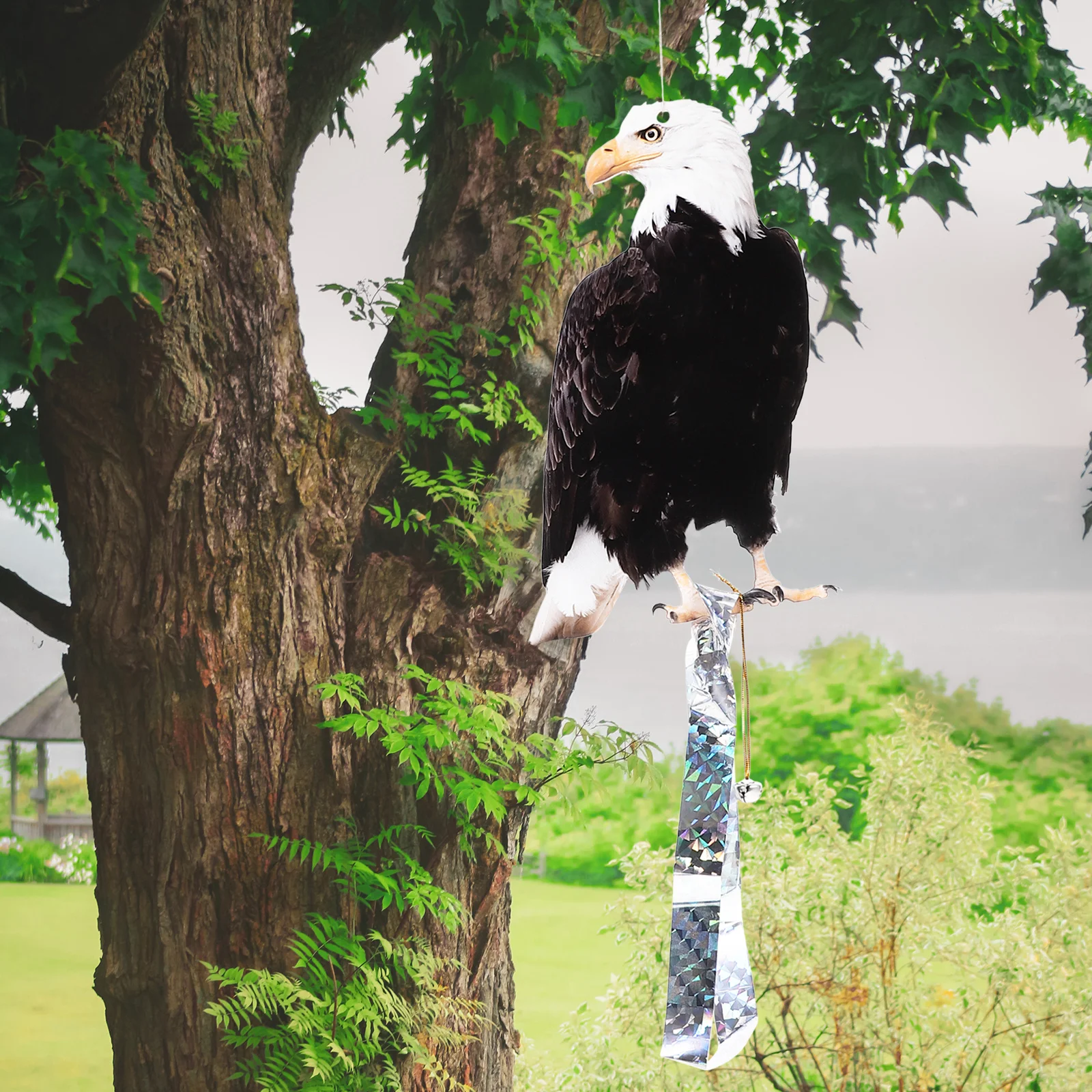 

2 set Realistic Owl Bird Deterrent Garden Hanging Ornament Yard Eagle Decorative Craft Wind Yard Pendant Rotating Outdoor Art