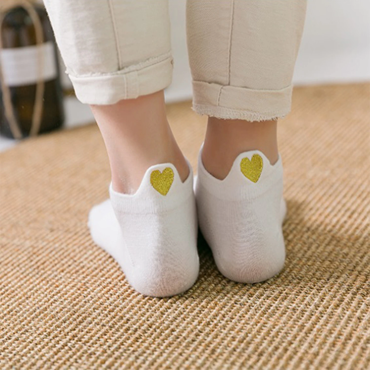 1 pair New Product Woman Socks Love heart Socks Non-slip Boat Socks Low Help Shallow Mouth