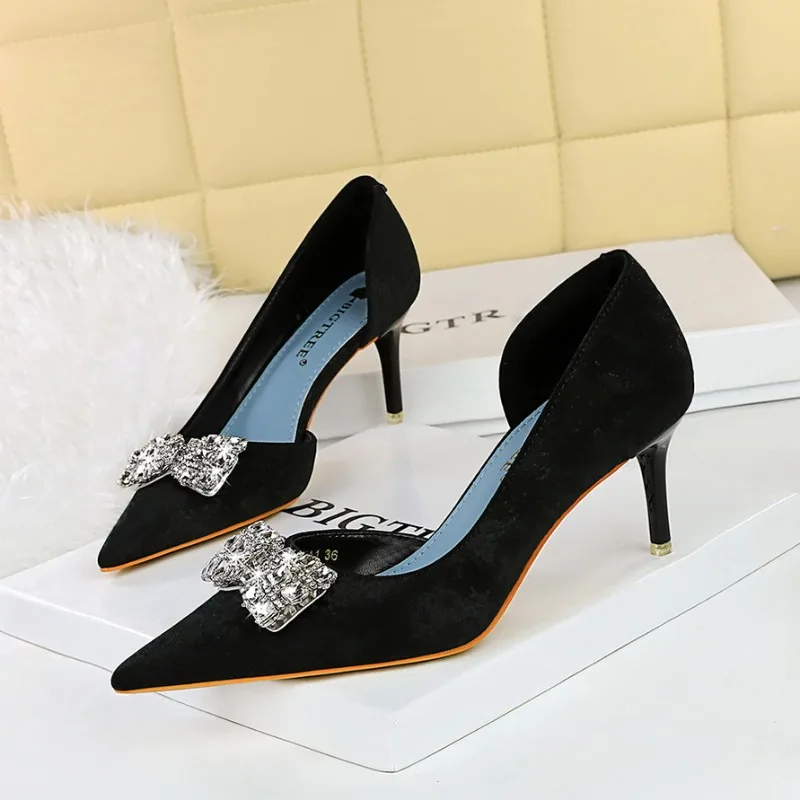 

Fashion Women High Heels 2026 Luxury Rhinestone Designer Shoes New French Wedding Shoes for Women Spring Banquet Shoes Zapatos