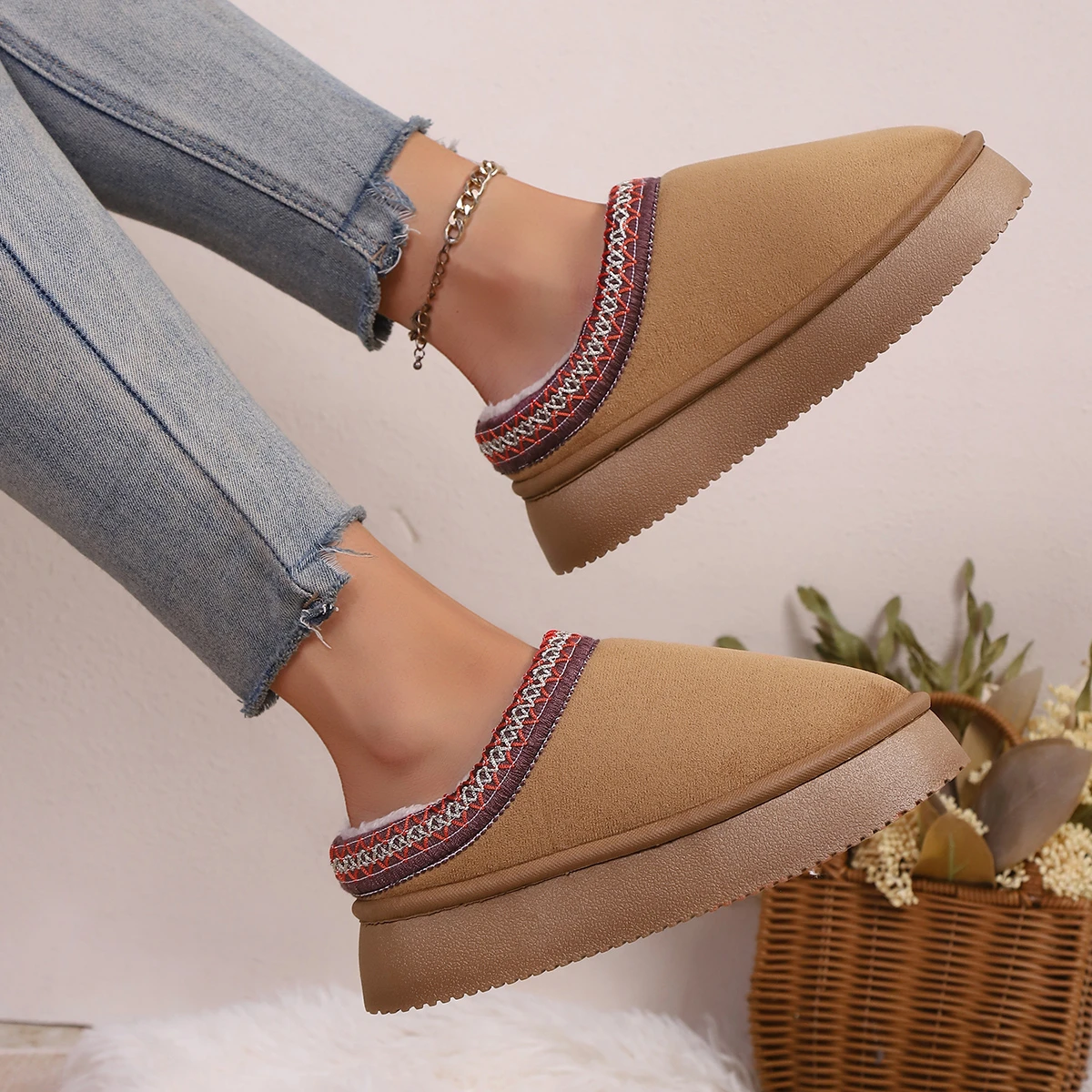 Women Fur Slippers 2025 New Tr - огляд і ціна Women'S Shoes Trending 2025