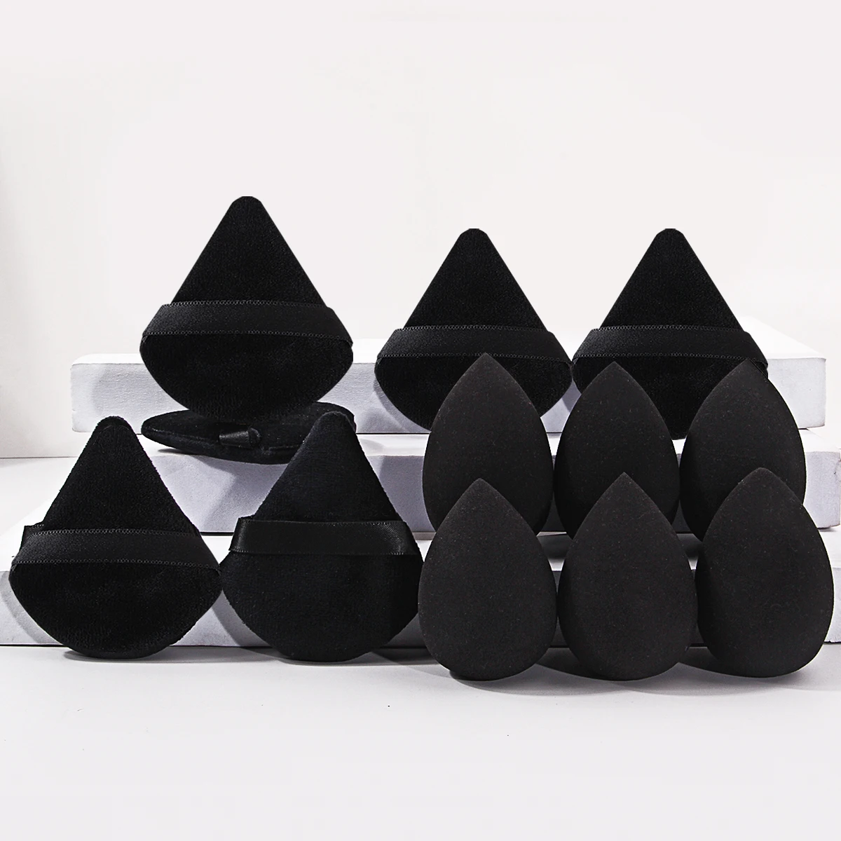 12 pezzi di set di soffio di cipria in spugna nera per trucco più venduto, soffio di cipria triangolare in spugna super morbida e non appiccicosa