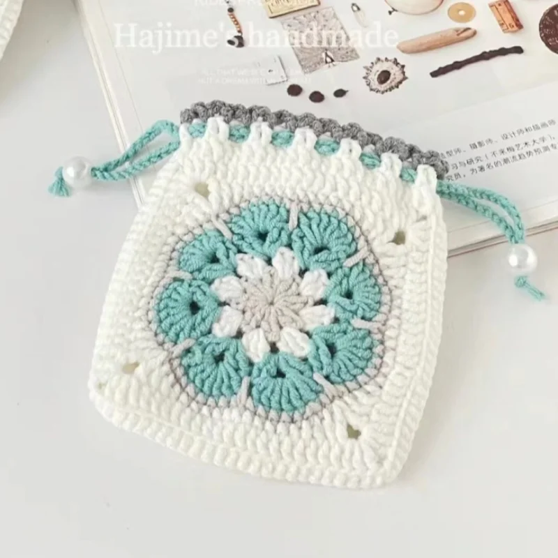 1pcs/Hermosos auriculares florales tejidos a mano, bolsos de billetera cero, bolsos de llaves exquisitos y encantadores regalos
