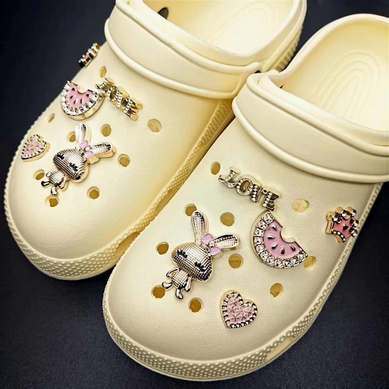 

Chic Shoe Charms for Crocs Rabbit Decorations Set Pink Golden Women Crown Shoe Pins Love Accessories Party Wedding Slipper Decor