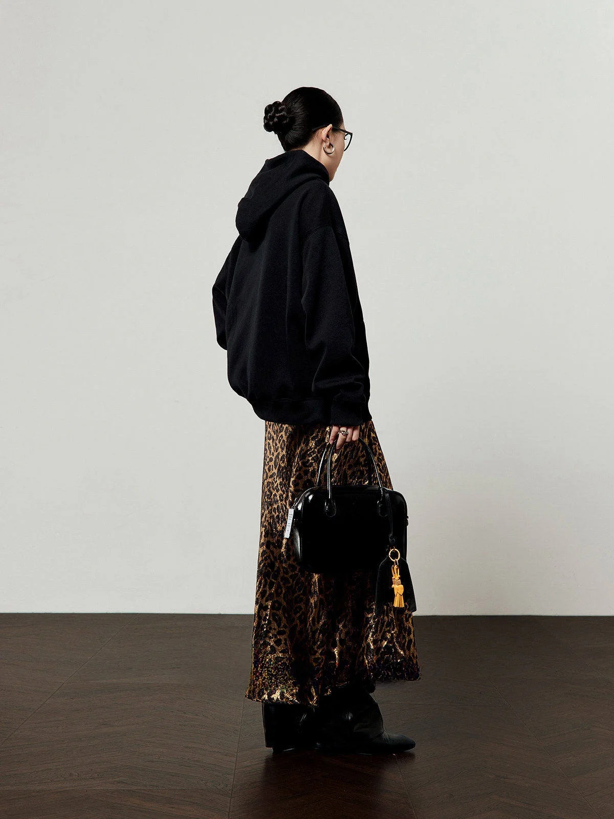 

Женская толстовка Bla Hoodie, весна 2026, новая коллекция, с экстремальным леопардовым принтом, повседневная, свободного кроя, с длинными рукавами, круглым вырезом, пуловер, китайский бренд