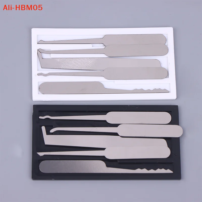 (HB05)Upgrade And Thicken Classic Portable Card Tool Box A Must-have Hand Tool For  Enthusiasts