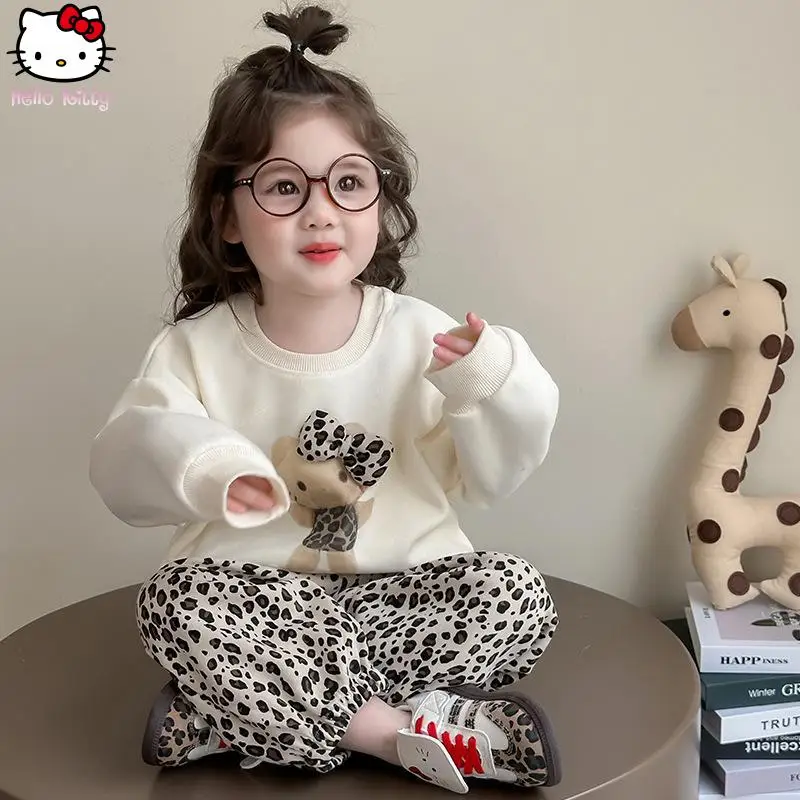 

Новый осенний повседневный комплект с леопардовым принтом Kawaii Hello Kitty: свитшот и брюки с бантом в стиле аниме Sanrio для девочек
