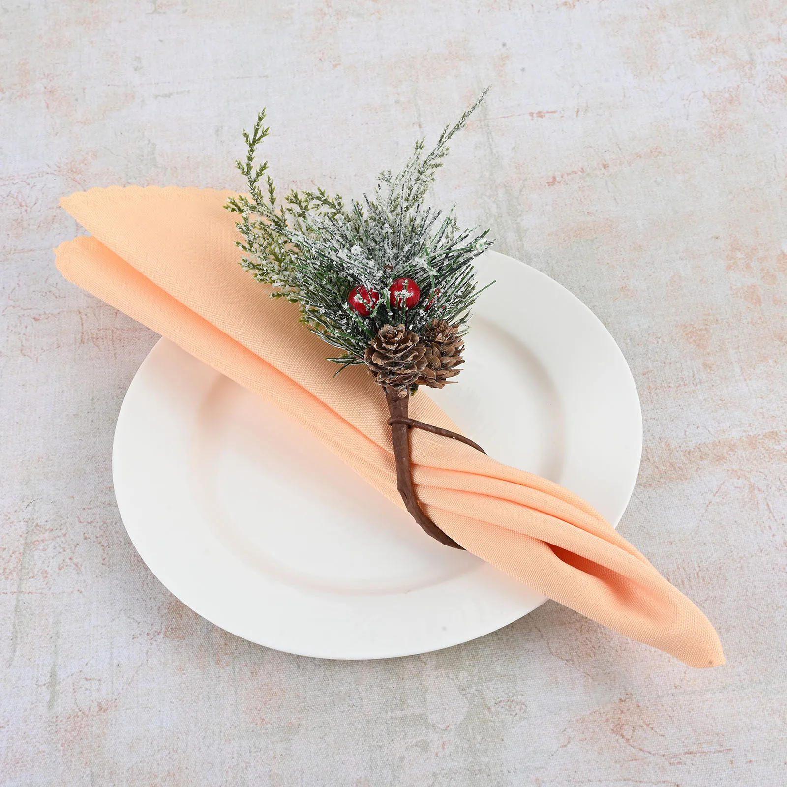 6Pcs Christmas Napkin Ring Holders Christmas Decoration Napkin Rings for Christmas Party Anniversary Celebrations Graduations