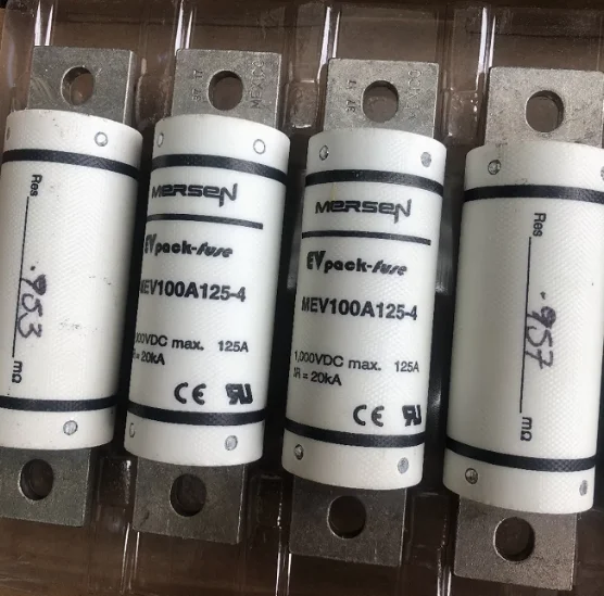 

1 шт. MEV100A125-4 125A 1000 В постоянного тока ПРЕДОХРАНИТЕЛЬ