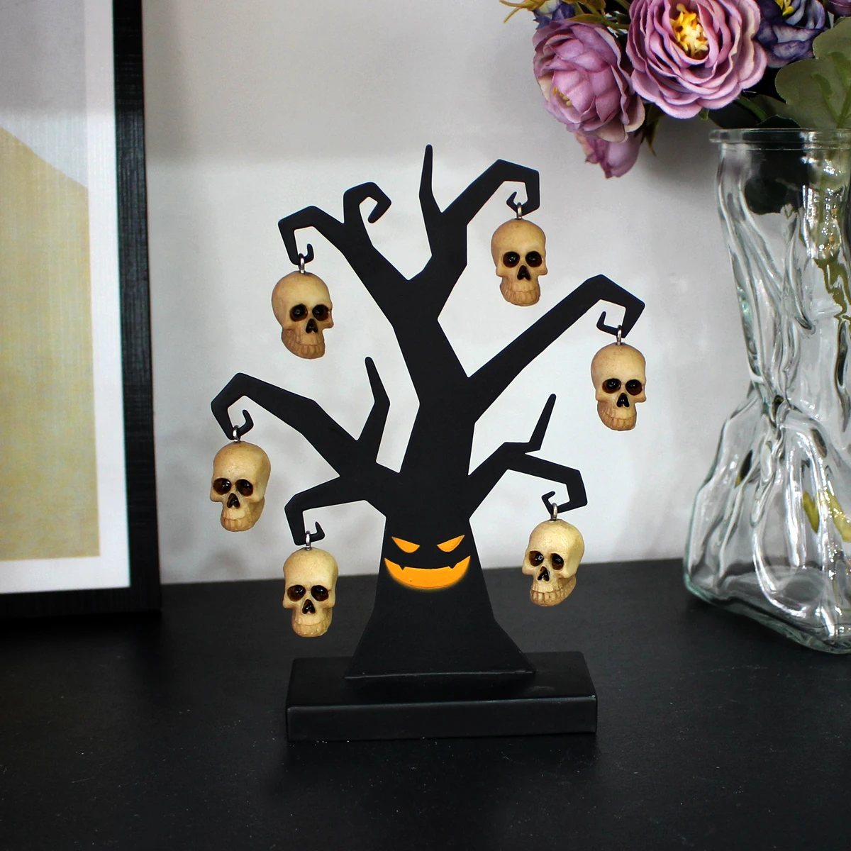 Halloween iron skeleton tree ornament, a home table decoration, suitable as a gift for decorating a family Halloween party.