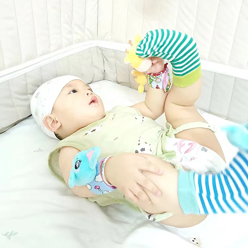 

0-24 Months Baby Rattles Soft Plush Socks Foot Wrist Rattle Set Cartoon Newborn Development Educational Sets For Children Baby