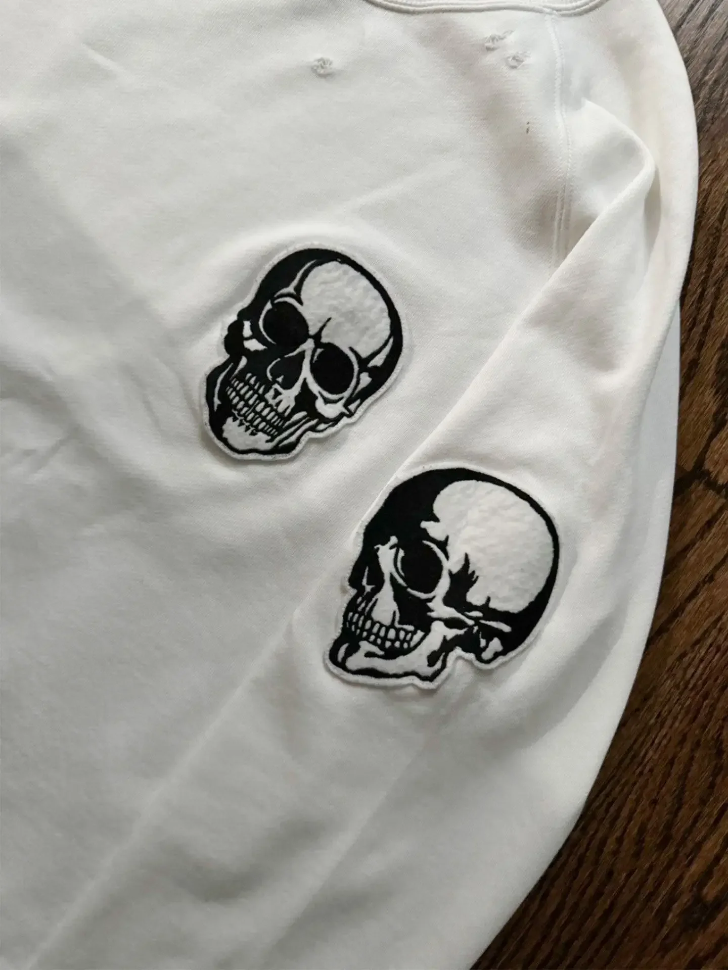 Number (N) ine double skull white embroidered turtleneck jumper t-shirt