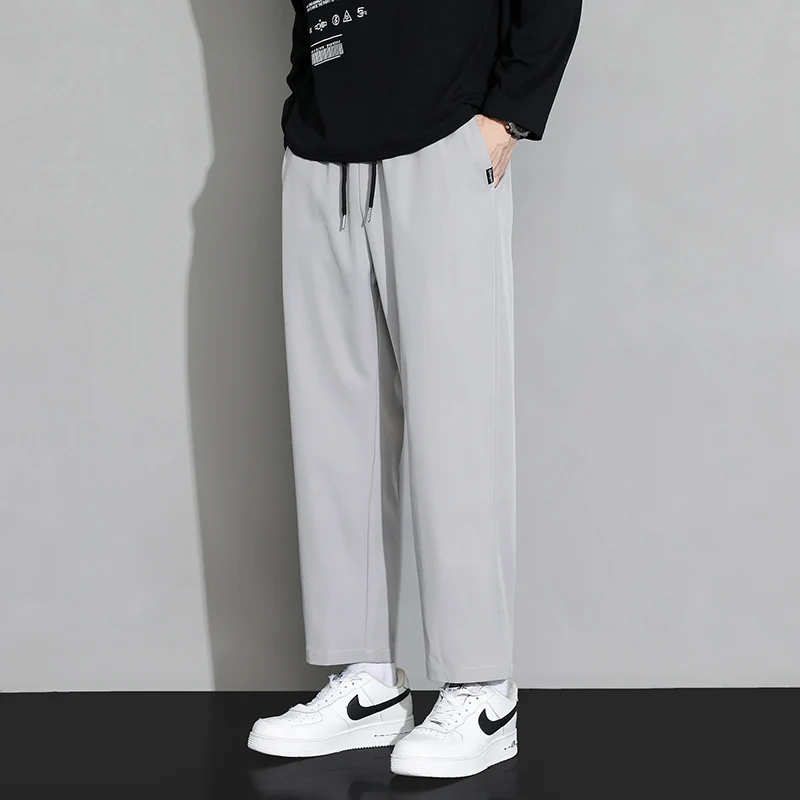 Lockere Herrenhose für Frühling und Herbst mit elastischem Bund und Kordelzug, lässige, einfarbige Hose, weich und atmungsaktiv