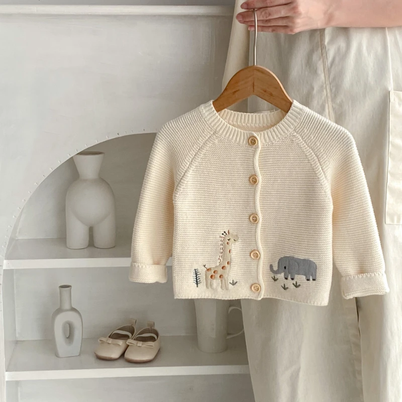 2026 Winter New Cute Cartoon Embroidery Pattern Knitted Single Breasted Sweater for Children  1-5 Years