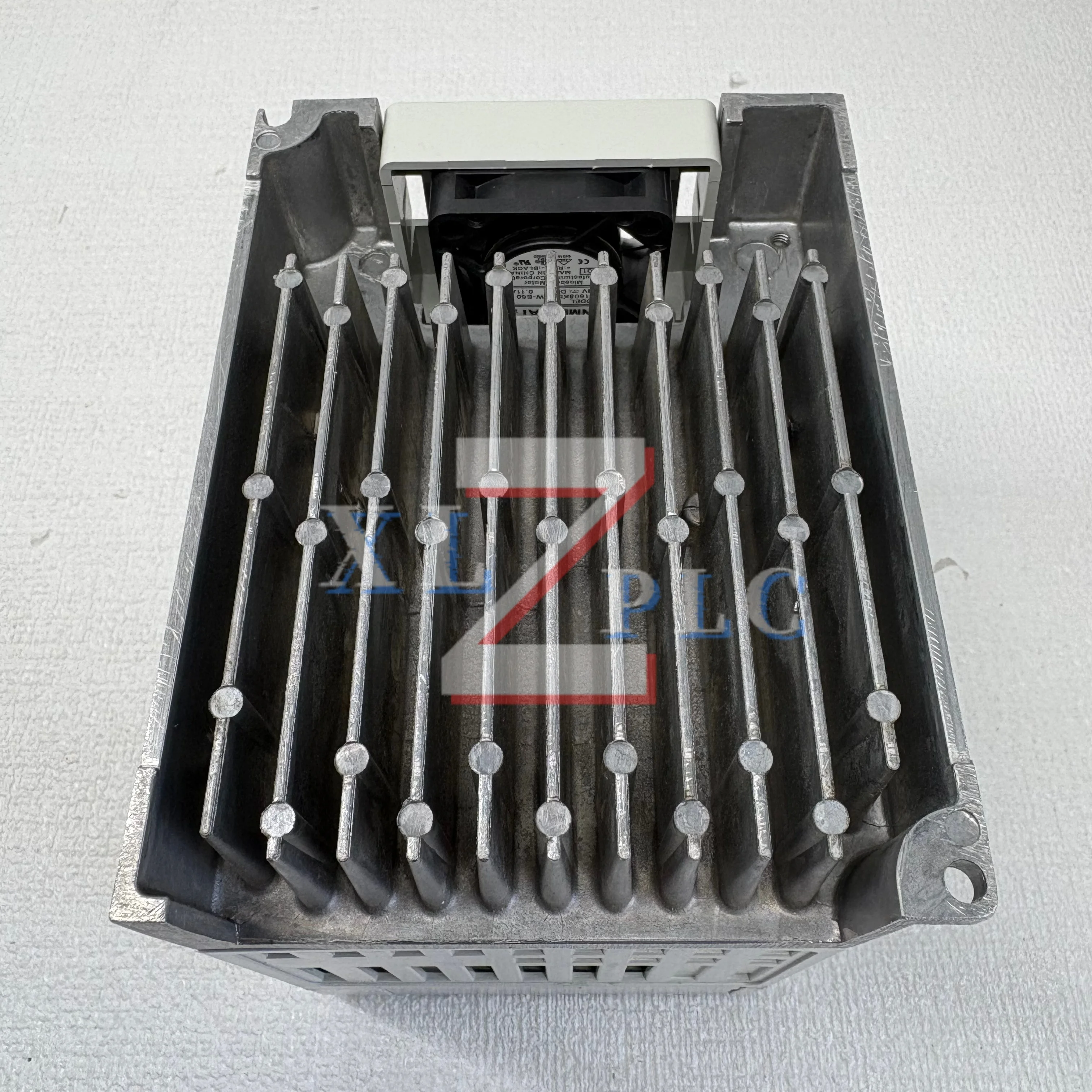 USED SV015IG5A-2  frequency changer