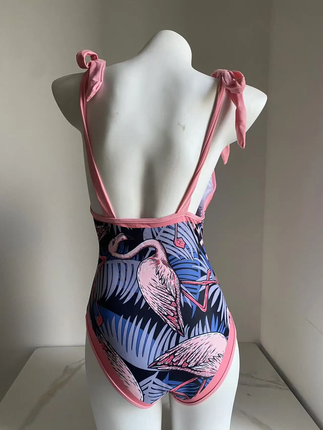 Kleurrijk vogelbadpak Boheemse badmode uit één stuk Vintage vakantiezwemkleding Backless Monokini Push-up sexy strandkleding