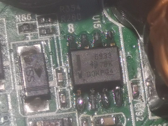 

6933 TPS7A6933QDRQ1 SOP-8 (LDO) IC 10 шт.