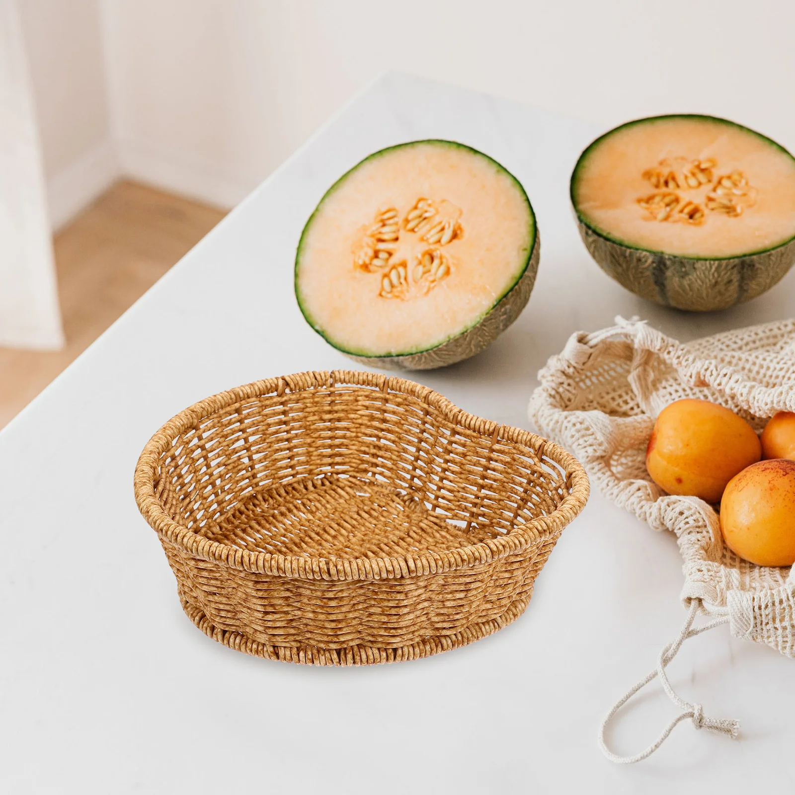 

1pcs Heart-Shaped Candy Tray Woven Storage Basket For Kitchen Decor Snacks Serving Tabletop Fruits Holder Bread Dessert