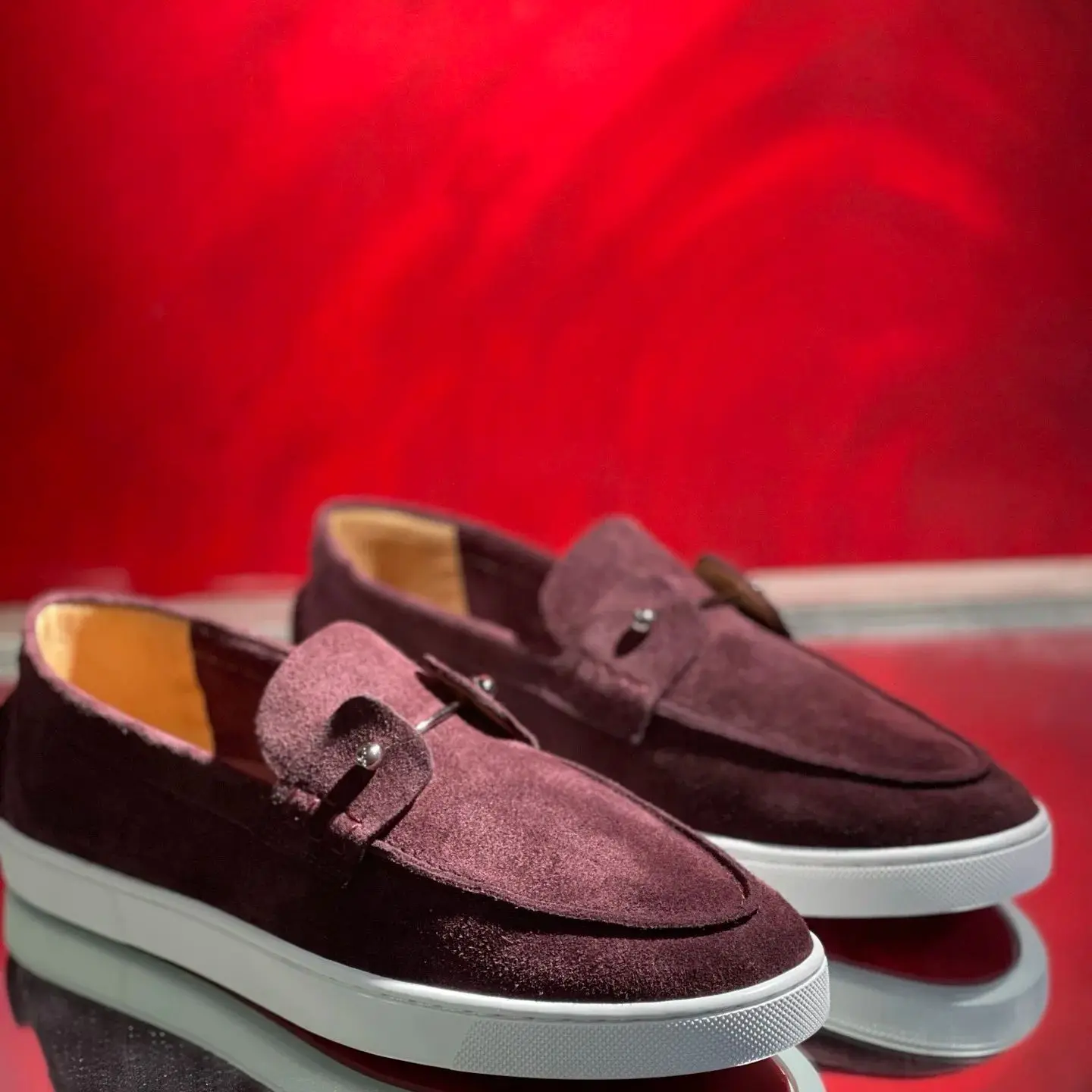 Luxury Men's Rivets Button Low Cut Red Wine Suede Leather Slip On Red Bottom Sneakers Casual Boat Shoes Footwear Plus Size