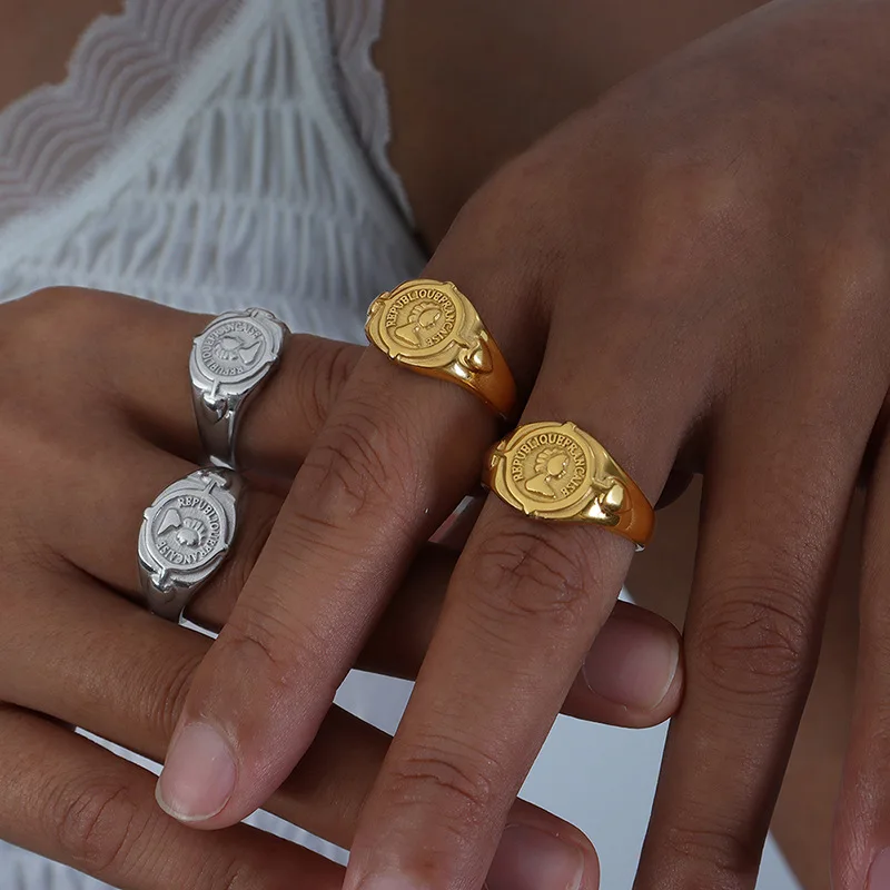 Retro Female Head Embossed Ring In 316L Stainless Steel With 18k Gold Plated Waterproof No Tarnish Finger Rings For Women