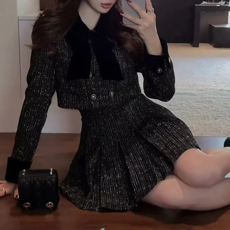 Women's New Stitched Fashionable Contrasting Color Short Blazer High-waisted A-line Pleated Two-piece Suit