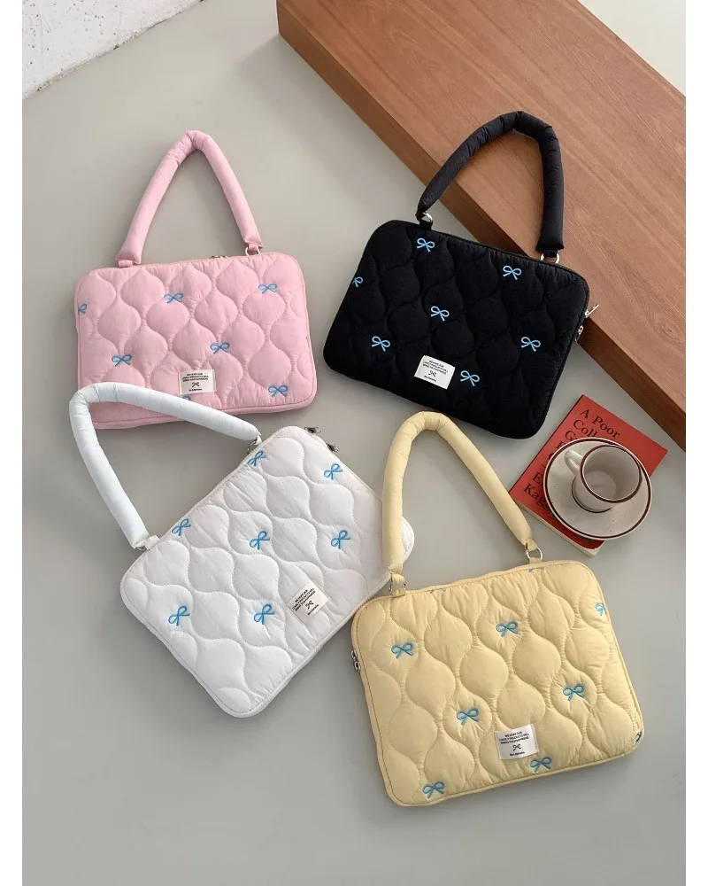

Embroidered butterfly laptop bag 156 inches INS popular liner bag 133 inches