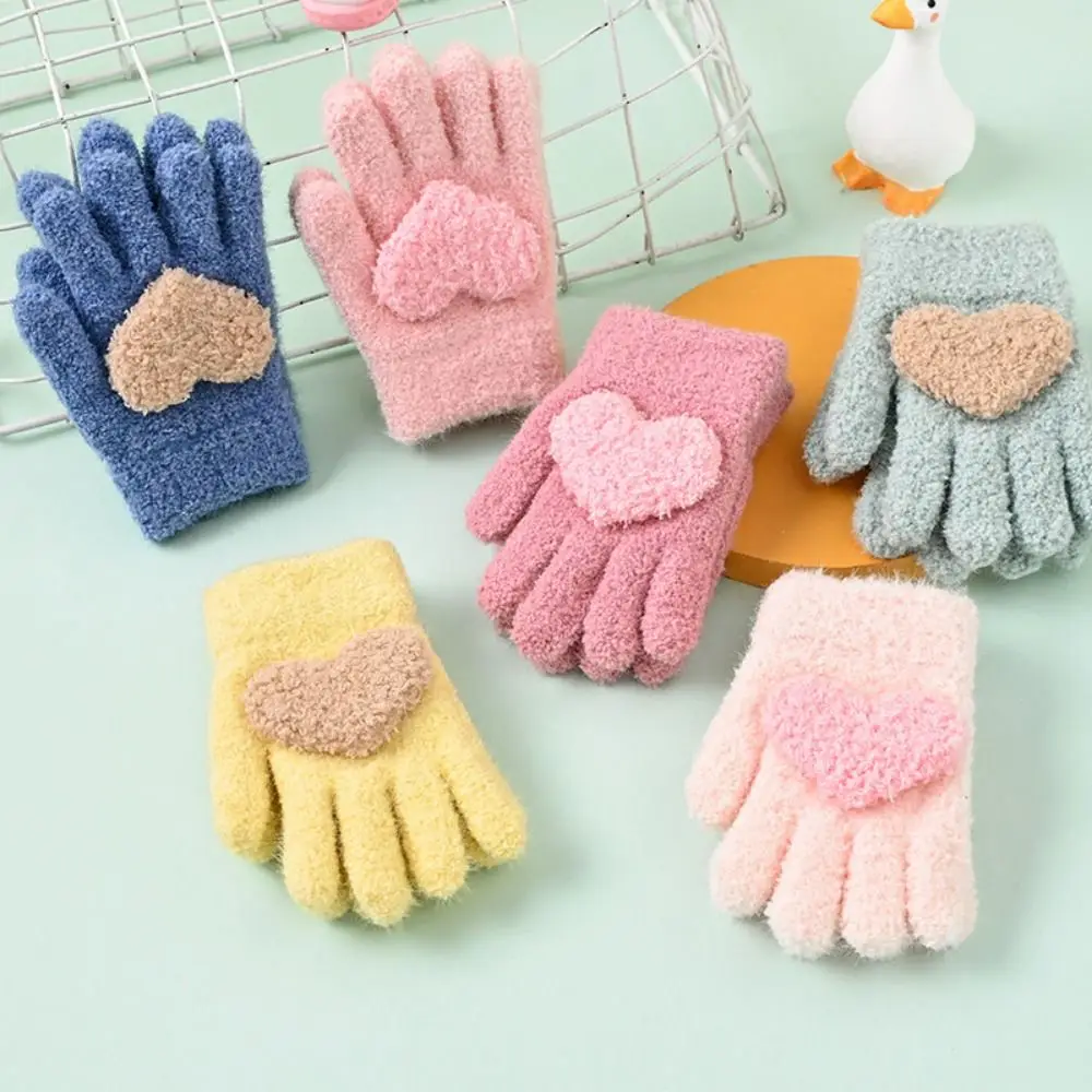 2Pairs Gift Cute Children's Warm Gloves Soft Heart Shaped Five Finger Gloves Keep Warm Breathable Solid Plush Gloves Winter