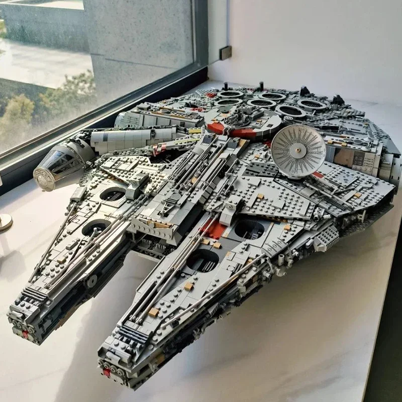 7541PCS The Large Millennium Ship Falcon Building Blocks Bricks Compatible 75192 Toys Model For Kids Birthday Christmas Gifts