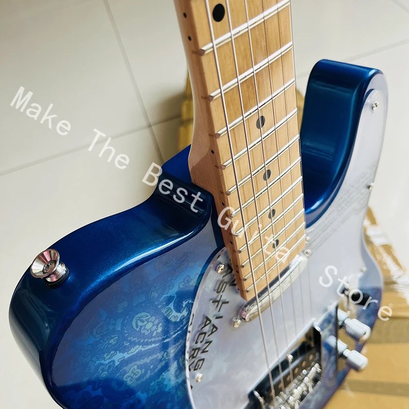 Bright blue printed pattern electric guitar, 22 tone finger board electric guitar, professional level, fast delivery.