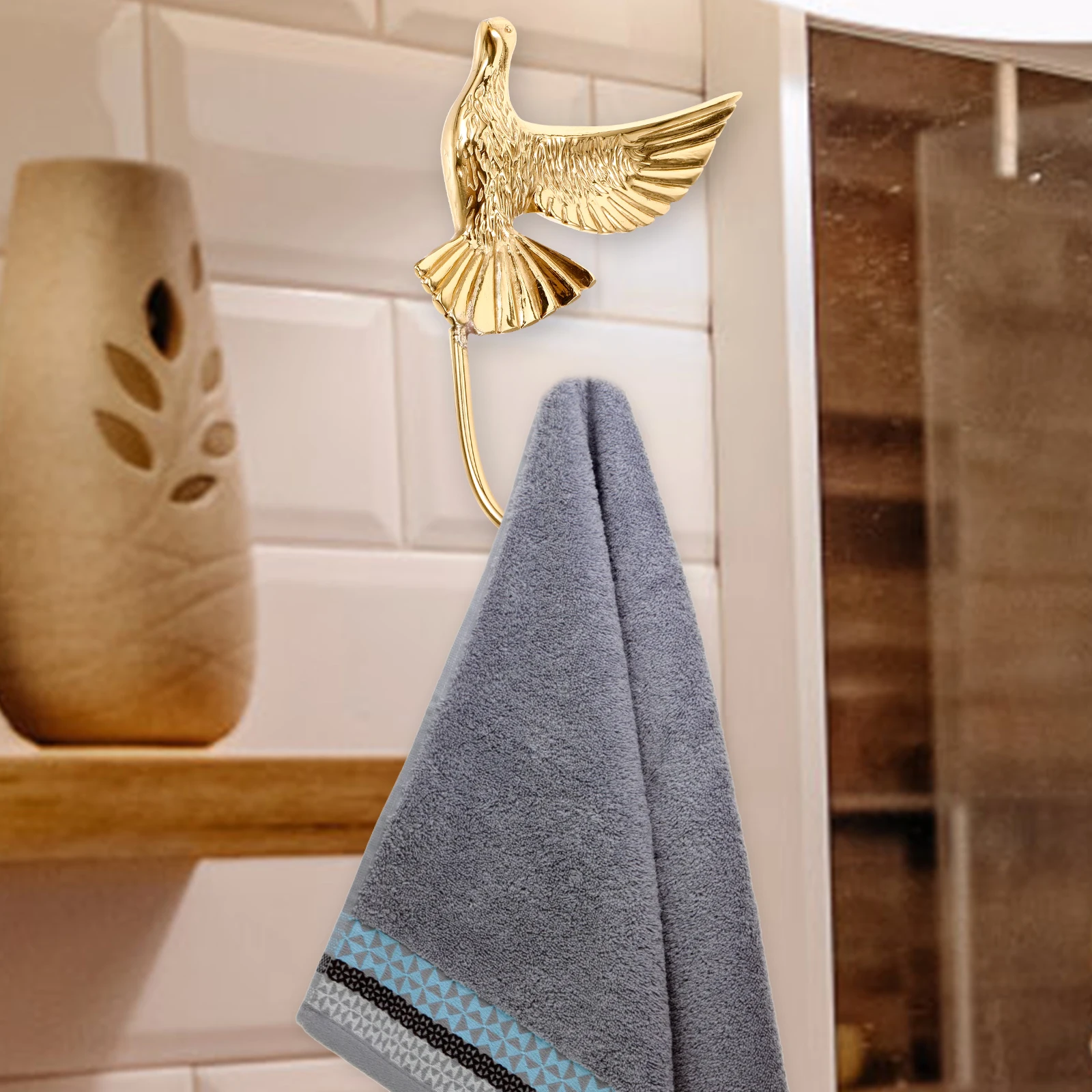 

1pcs Wall Hooks Brass Clothes Hook Decorative Bathroom Kitchen Living Room Home Supplies Metal Bird Reusable
