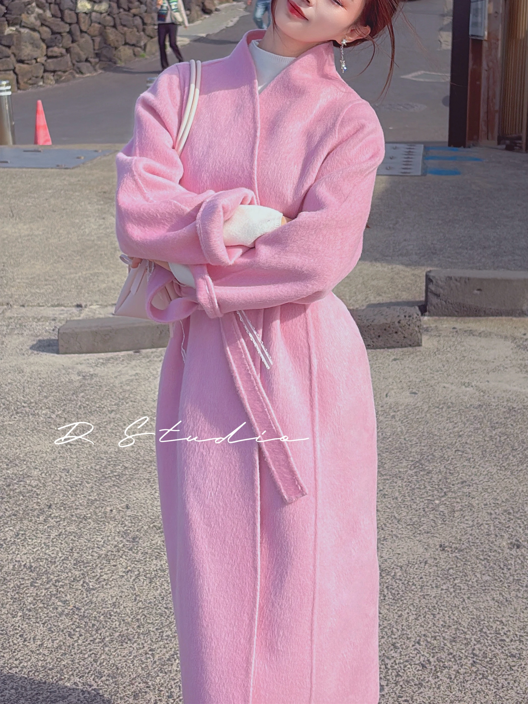 

Двустороннее шерстяное пальто-шарф в клетку, корейский стиль, розовое, D Studio, с клубничным принтом, нежное, с длинными рукавами, женская верхняя одежда