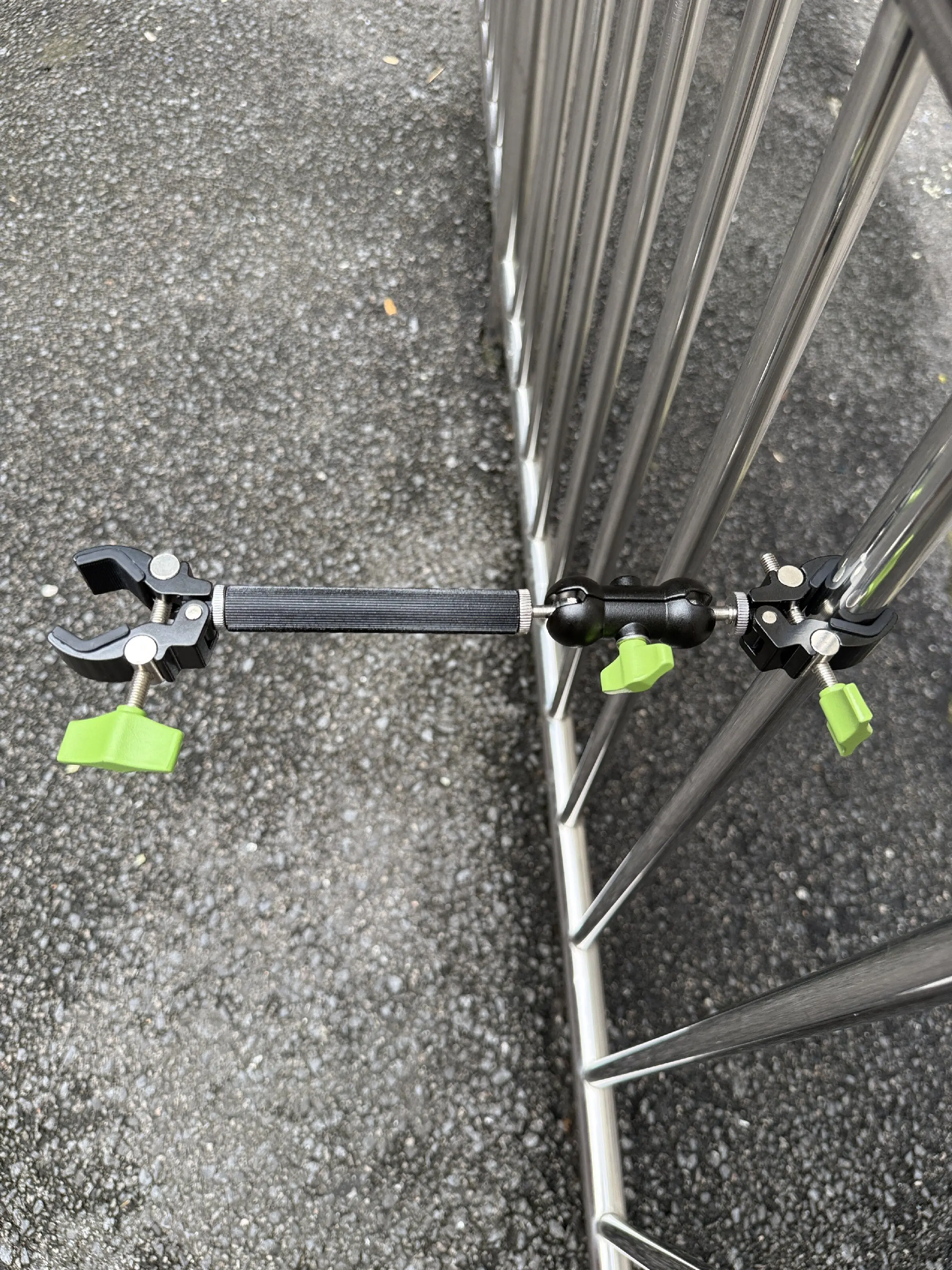 Double Headed Metal Clamp 360 Degree Rotatable Joint with Extended Aluminum Rod for Bicycle Handlebars And Microphone Stand