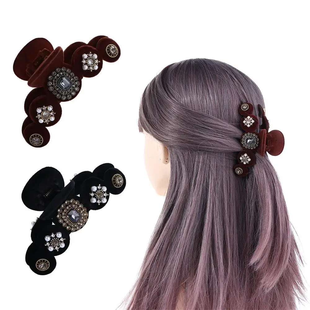 For Girls Autumn Rhinestone Velvet Hair Clip Winter Hairgrip Crystal Shark Clip Women Hair Claws Korean Ponytail Holder