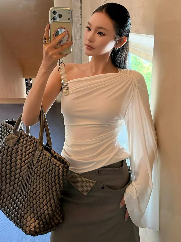 Weird Puss Slanted Shoulders t-Shirt Women One-Sided Flare Sleeve Folds Solid Skinny Simple Classic Street Leisure Chic Outfit
