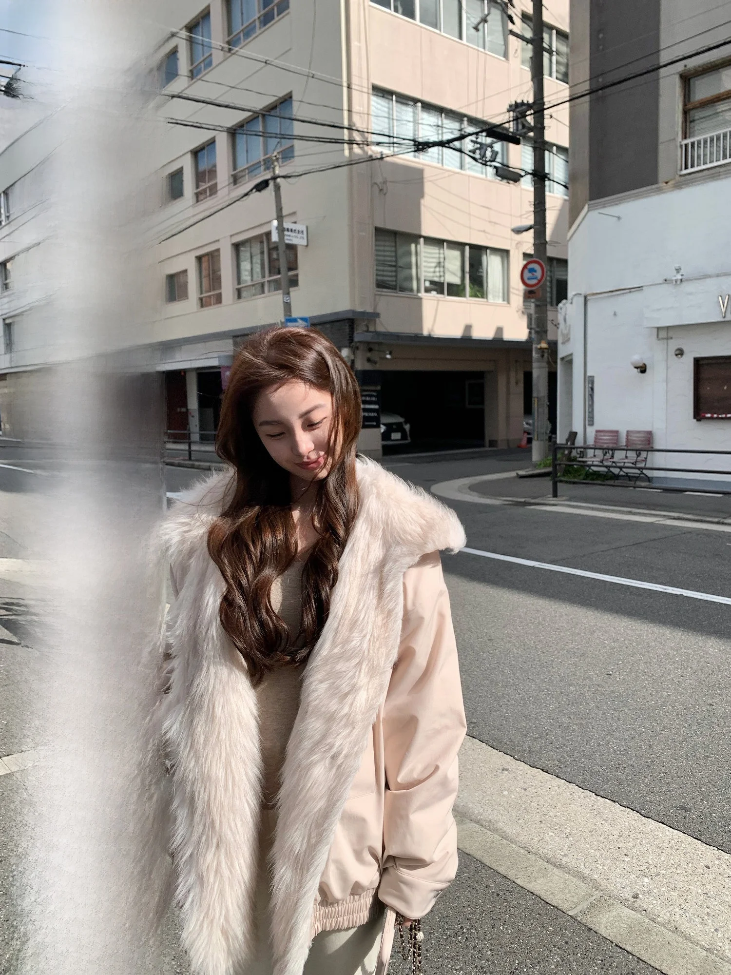 

YUYUREAL Warm 90 White Goose down Eco-friendly Fur Parka down Jaet Long Sve Regular Length Coat for Women