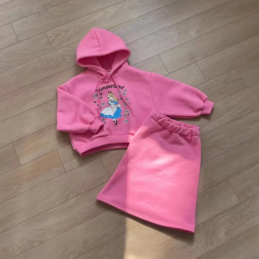 TZ230196 الخريف والشتاء فتاة طفل لطيف البلوزات المطبوعة تنوعا تصميم الأزياء تنورة مرونة الخصر عارضة البدلة