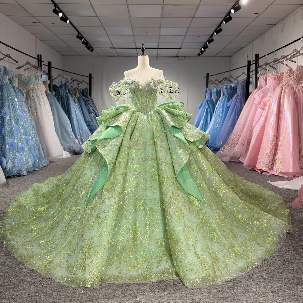 

Quinceanera Dresses Plus size Off Shoulder Wedding Party Dress Sweep Train Vestidos de 15 Customized Scoop Ruffles DY8547