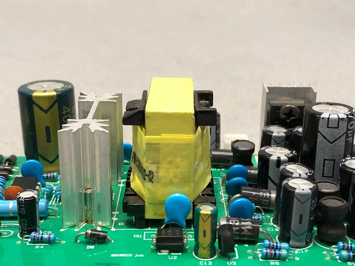 AC 110–220 V, 45 W Universal Switching Power Supply Board for Digital Mixing Consoles; Output Voltages: +5 V, +12 V, –15 V,