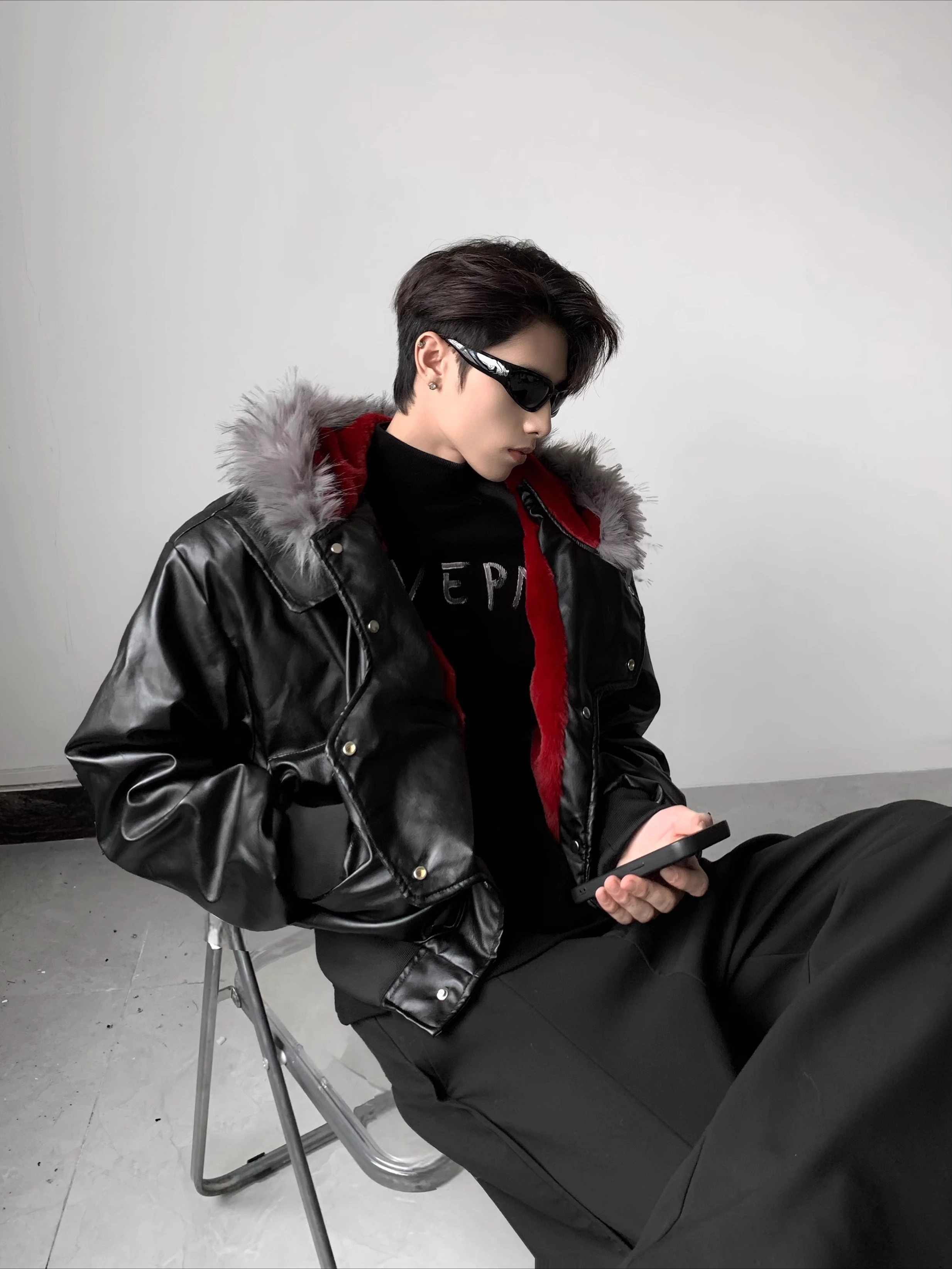 Men's Light Luxury Long Sleeve Jackets Men's 2025 Winter New Hooded Faux Fur Collar Faux Leather Jackets Long Sleeve Chic Coats