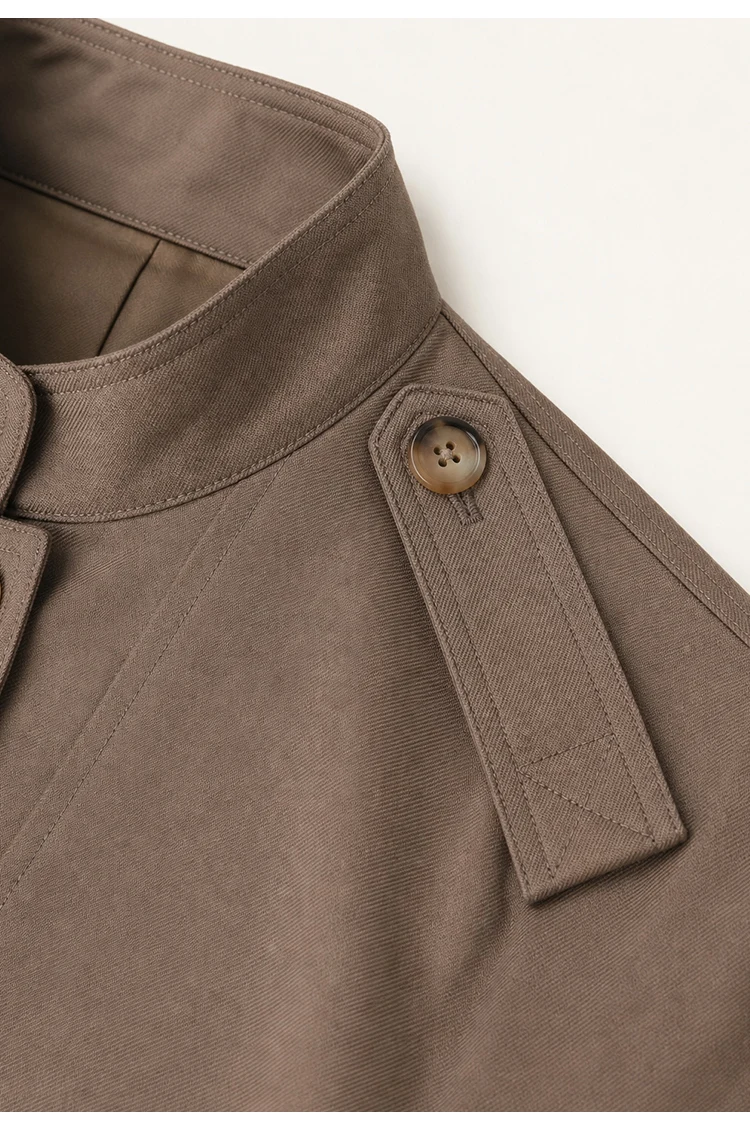 K2540W Luxuriöse Damen-Militärjacke aus Strukturiertem Wollmischgewebe mit Stehkragen, Tailliertem Schnitt und Eleganter Oberbekleidung – Detail 16