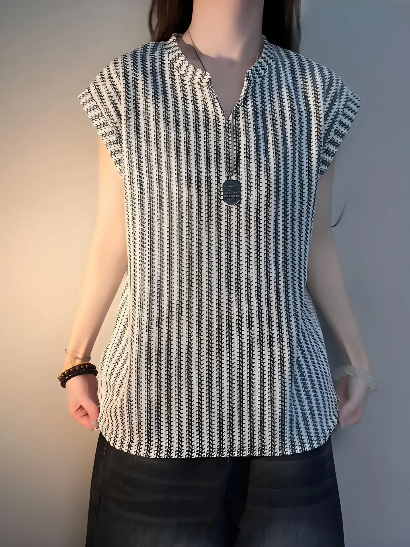  Fishbone Pattern White Sweat Vest Unisex V-neck Sleeveless T-shirt Heavyweight American Sports Style Casual Wear