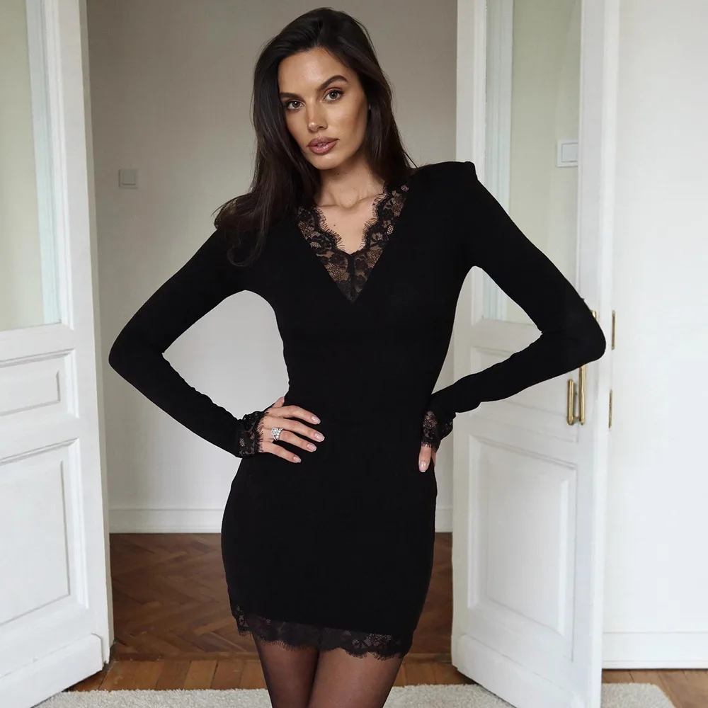 

Spring and Autumn Solid Color V-Neck Lace Stitching Slim Sexy Fashion Hip Wrap Long Sleeve Dress