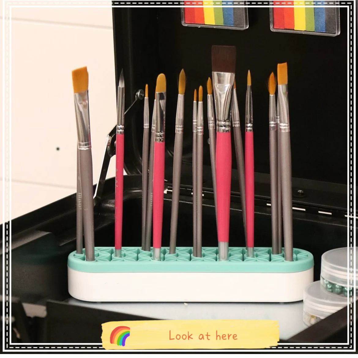 Makeup Brush Multi Socket Storage Box Face Painting Brush Storage Box Convenient to Carry