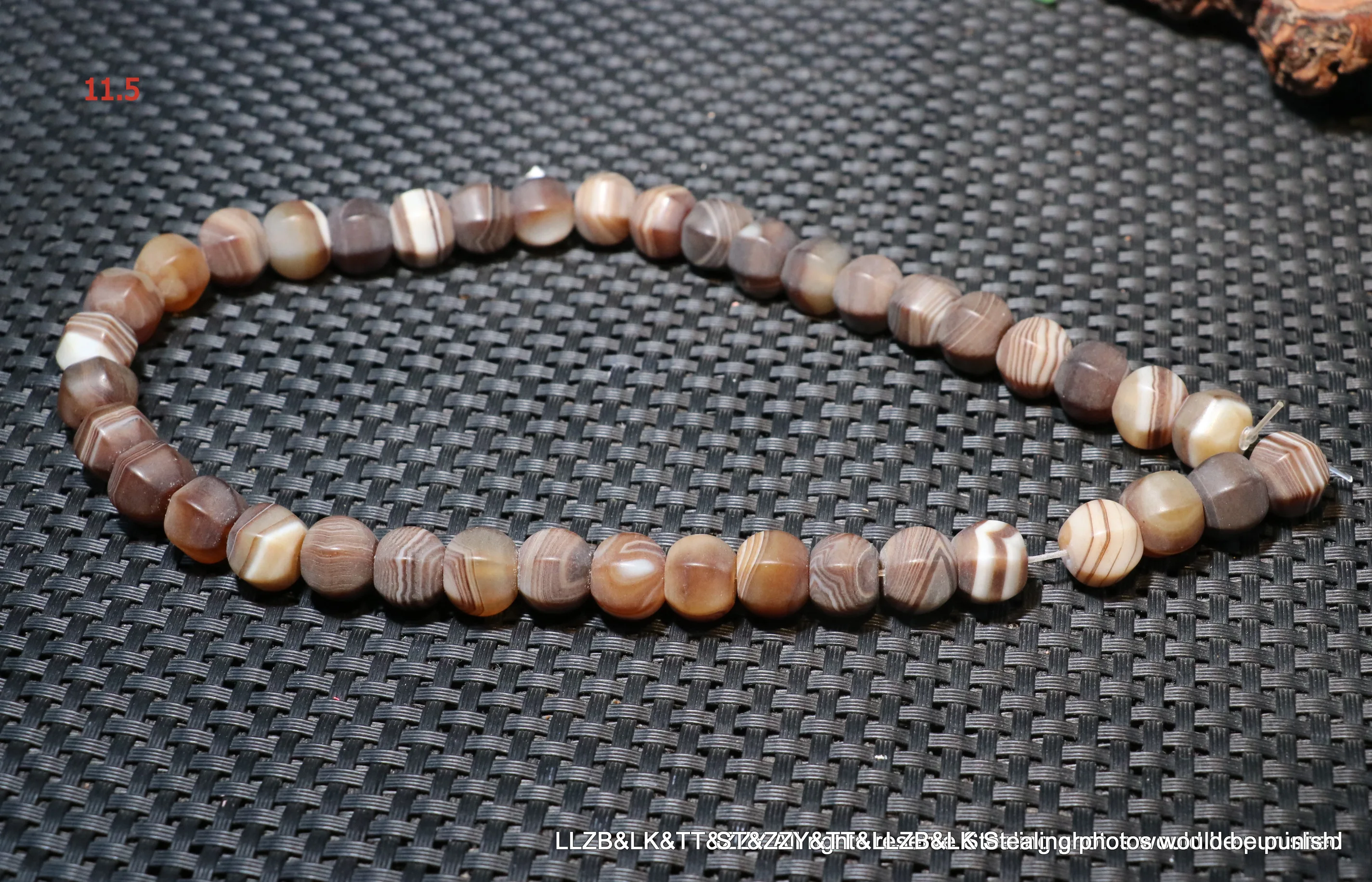 

A Strand of Magic Power Energy Tibetan Old Agate Silkworm Stripes Pumpkin Shape Totem dZi Bead Amulet For DIY UPD220724A25