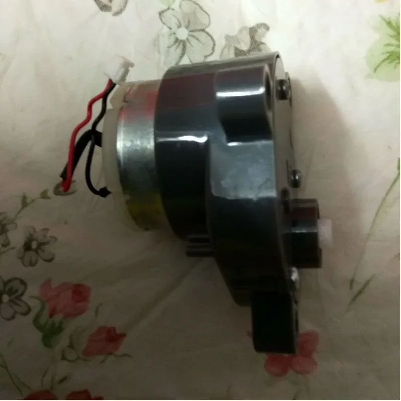 Ecovacs Deebot Dm82 Deebot M82 Amibot Spirit Ice H2o Slimme Robot Gustrend Stijl 220 Robot Stofzuiger Onderdelen Kant Borstelmotoren