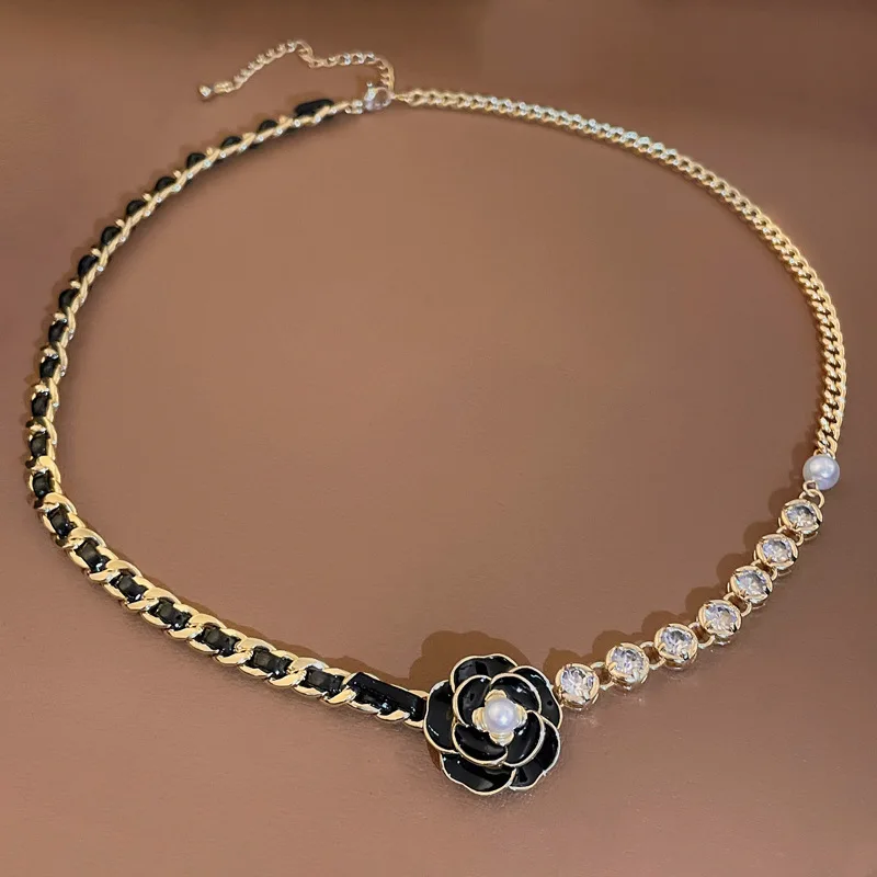 شخصية الرياح الداكنة القوس زهرة الجلود الاصطناعية لف قلادة عالية مزاجه الترقوة سلسلة قلادة مجوهرات النساء