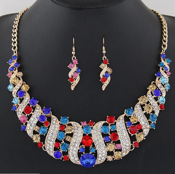 

Cross-border jewelry, exaggerated fashion gemstone metal spiral glitter crystal necklace earrings set